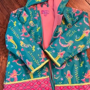 Raincoat and umbrella set